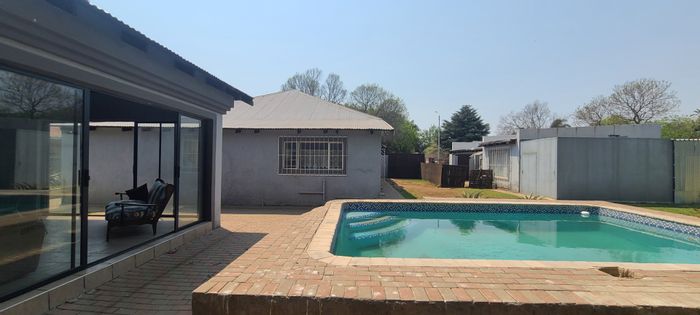 Property #ENT0259578, House for sale in Edendale