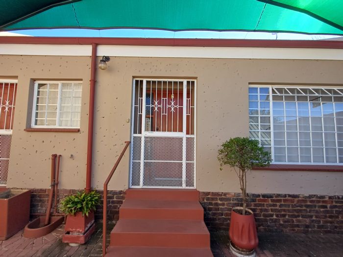 Property #ENT0259624, Townhouse for sale in Modimolle Rural