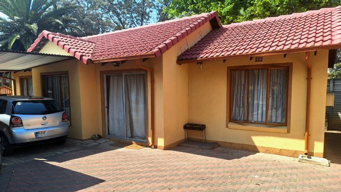 Property #ENT0259784, Townhouse for sale in Bramley View