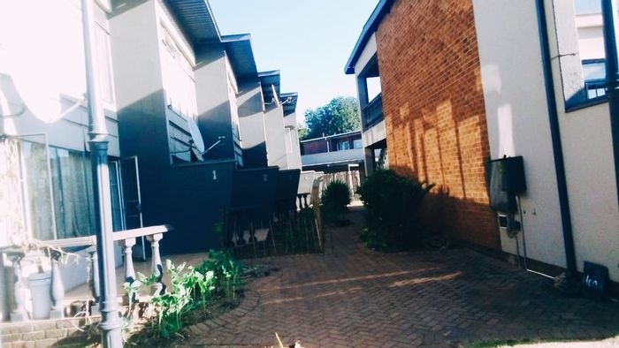 Property #ENT0260142, Apartment for sale in Kempton Park Ah