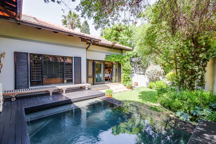 Property #ENT0260100, Cluster for sale in Douglasdale