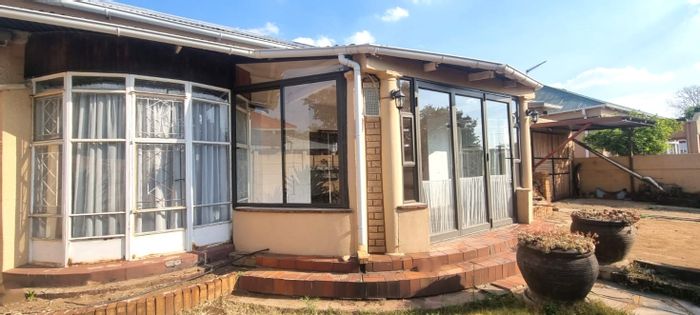Property #ENT0260360, House for sale in Benoni Central