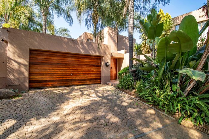 Property #ENT0260385, Townhouse for sale in North Riding