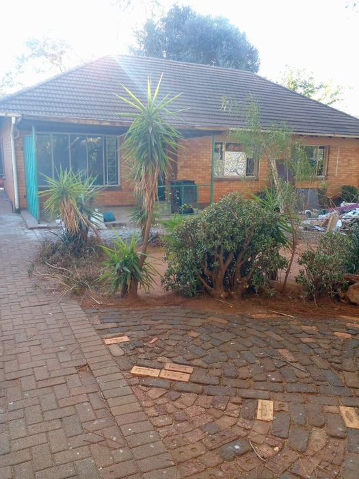 Property #ENT0260519, House for sale in Stilfontein