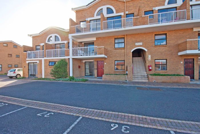 Property #ENT0260651, Apartment for sale in Fish Hoek