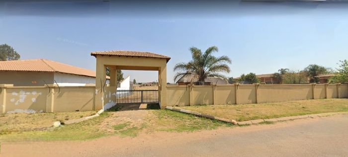 Property #ENT0260678, Small Holding for sale in Norton Home Estate