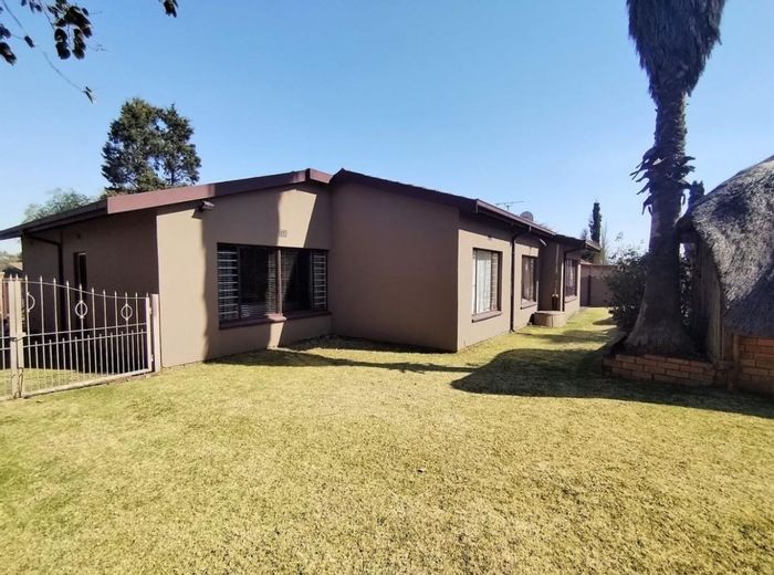 Property #ENT0260944, House for sale in Brackendowns