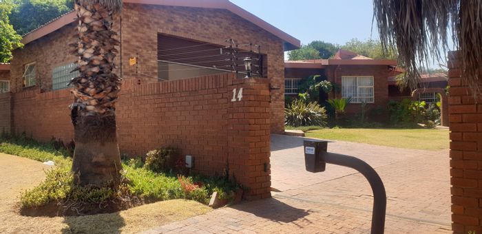 Property #ENT0260911, House for sale in Mulbarton