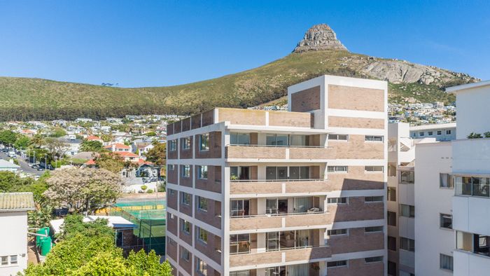 Property #ENT0261404, Apartment for sale in Sea Point