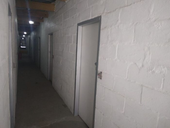 Property #ENT0262280, Storageunits for sale in Gants Plaza