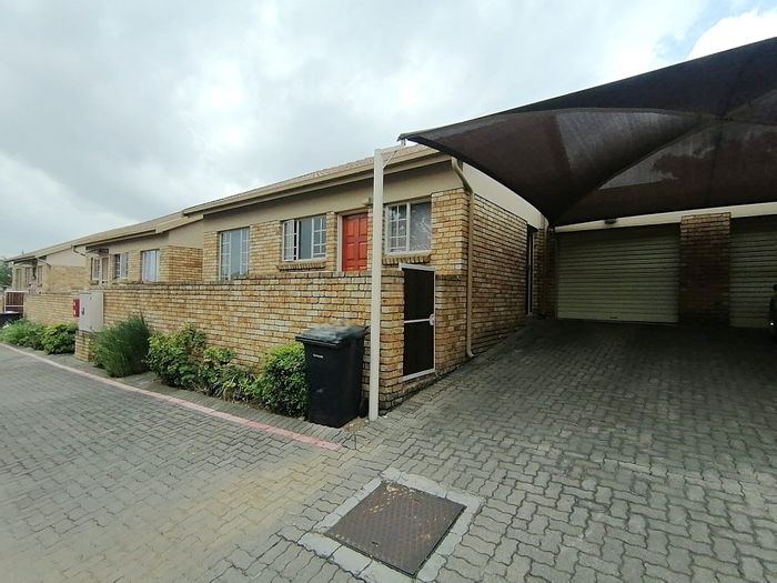 Property #ENT0262434, Townhouse for sale in Amberfield