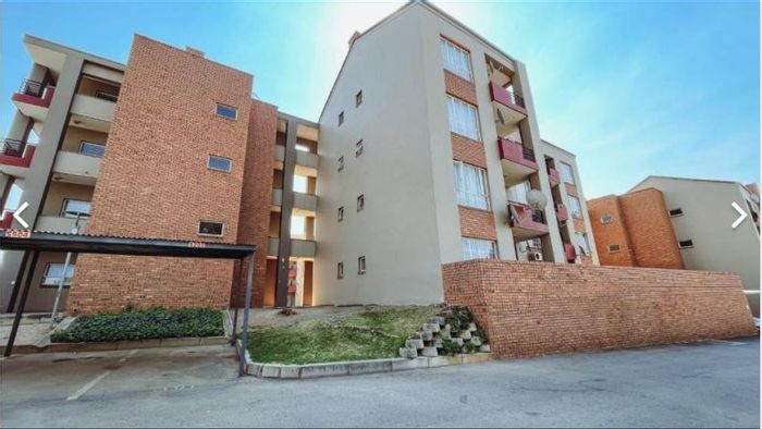 Property #ENT0262742, Apartment for sale in Waterkloof Glen