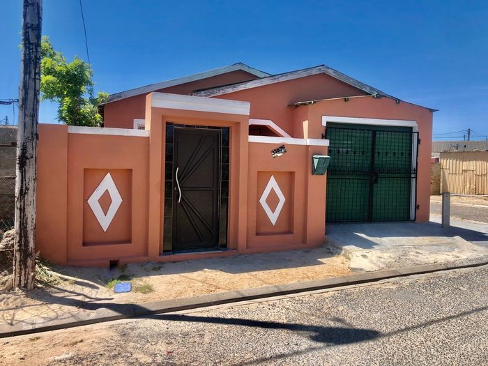 Property #ENT0262751, House for sale in Umrhabulo Triangle