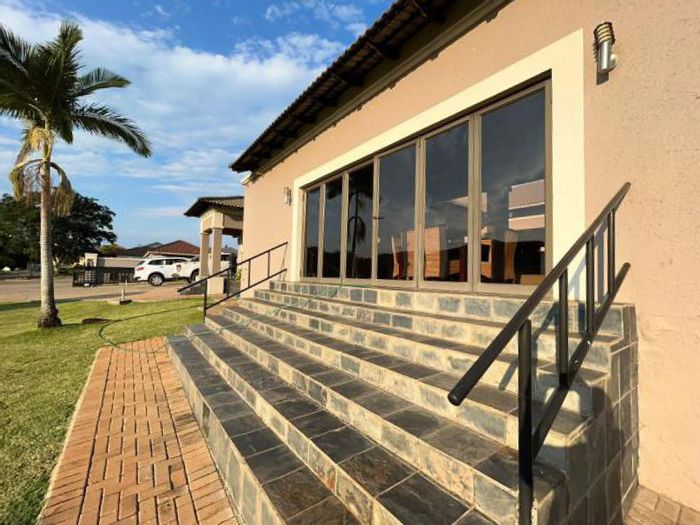 Property #ENT0262889, House for sale in Malelane