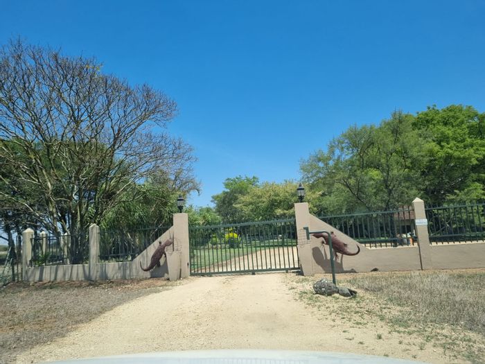 Property #ENT0262953, Small Holding for sale in Louis Trichardt