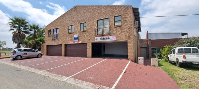 Property #ENT0263371, Retail for sale in Secunda