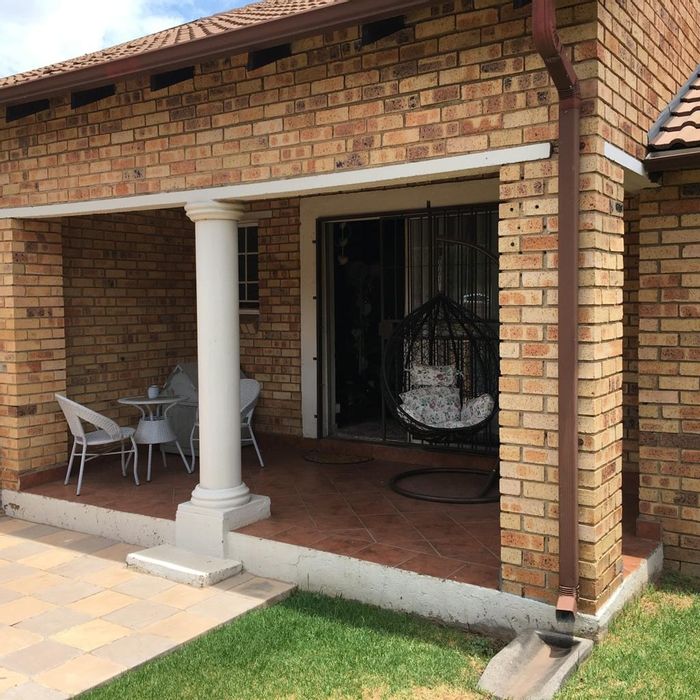 Property #ENT0263561, Townhouse for sale in Amberfield
