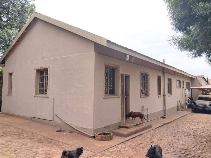Property #ENT0263522, House for sale in Delmas West