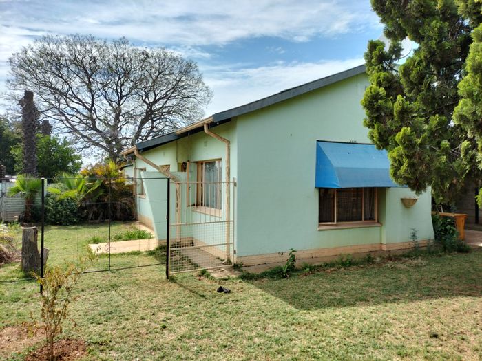 Property #ENT0263606, House for sale in Booysens