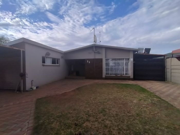 Property #ENT0263730, House for sale in Randlespark
