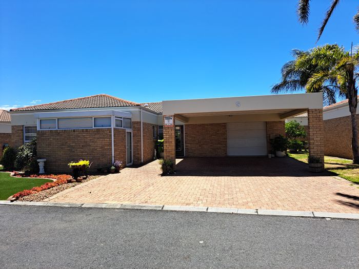 Property #ENT0263981, Townhouse for sale in Protea Heights