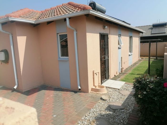 Property #ENT0264007, House for sale in Windmill Park