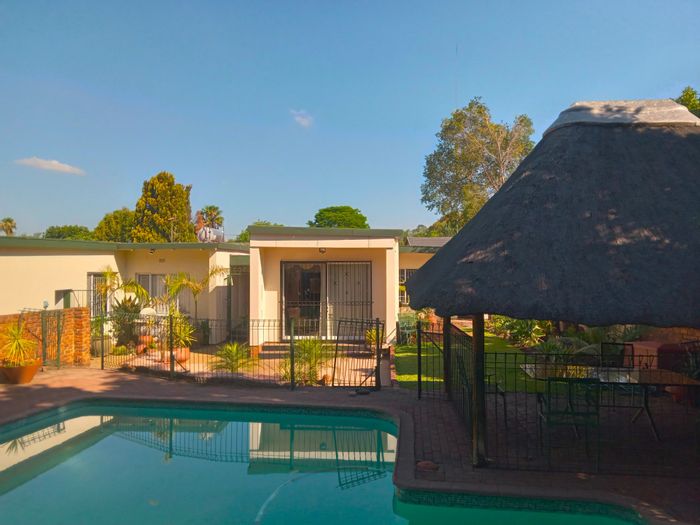 Property #ENT0264035, House for sale in Brits Central