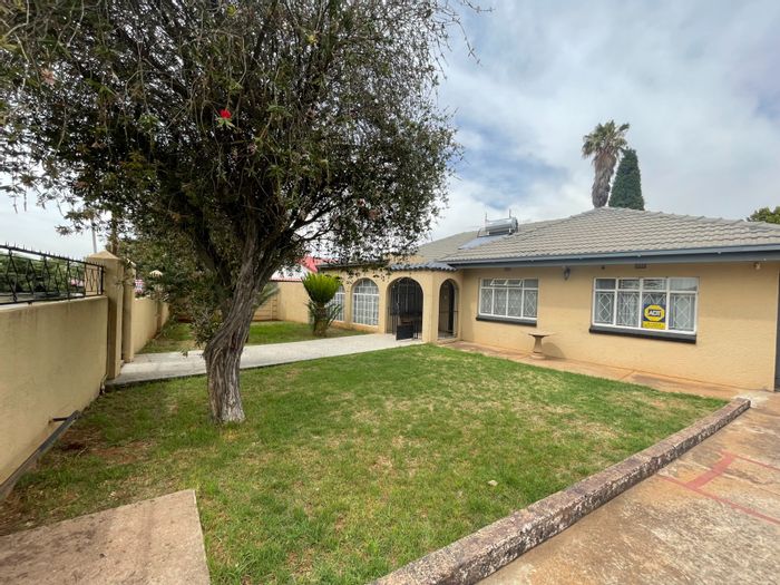 Property #ENT0264293, House for sale in Primrose