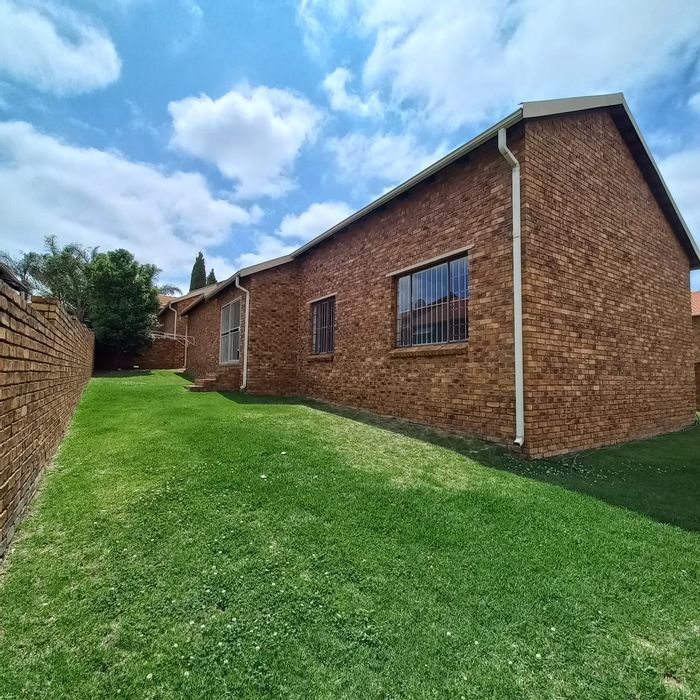 Property #ENT0264217, Townhouse for sale in Honeydew Manor