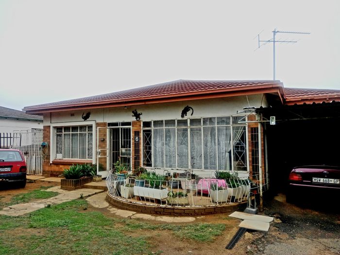 Property #ENT0264431, House for sale in Kempton Park Central
