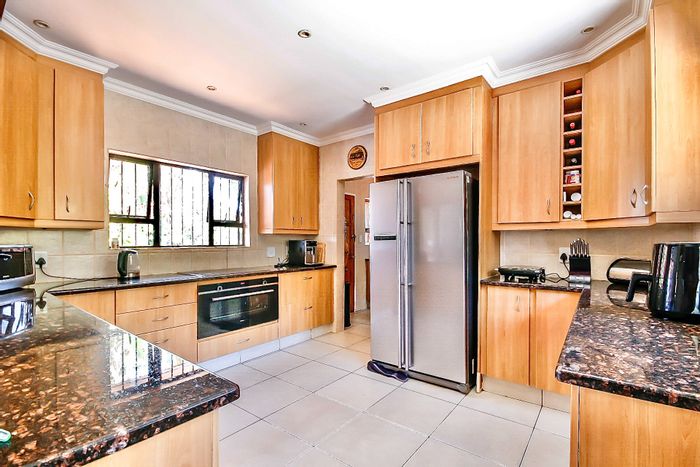 Property #ENT0264718, House rental monthly in Northcliff