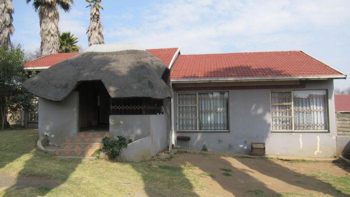 Property #ENT0264804, House for sale in Sasolburg