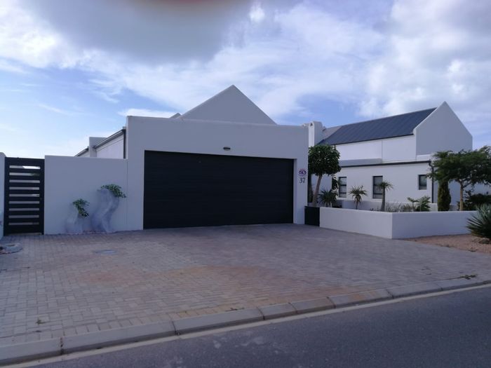 Property #ENT0265165, House for sale in Dwarskersbos