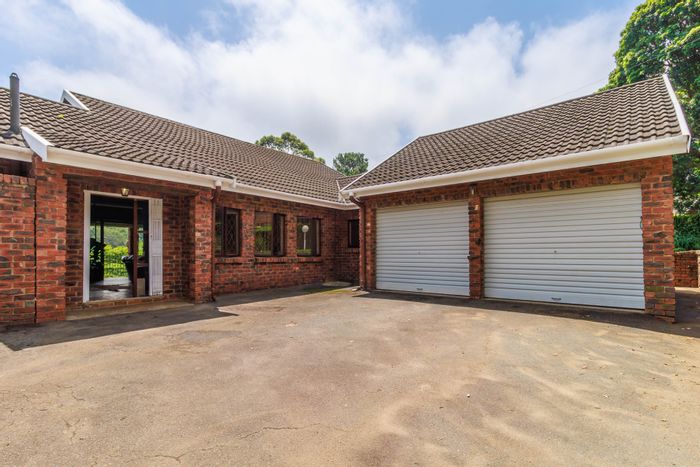 Property #ENT0265279, Townhouse for sale in Kloof
