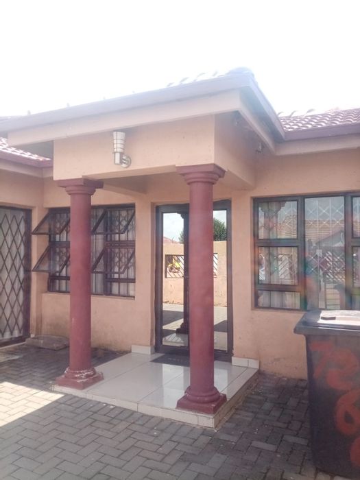 Property #ENT0265420, House for sale in Lotus Gardens
