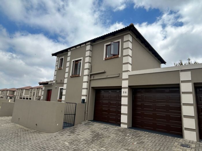 Property #ENT0267005, Townhouse for sale in The Reeds