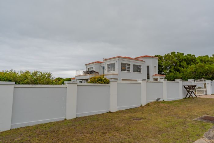 Property #ENT0267306, House for sale in St Francis On Sea
