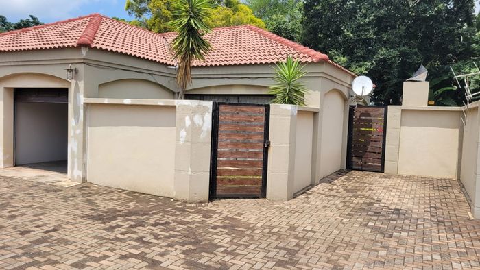 Property #ENT0267337, Townhouse for sale in Polokwane Central