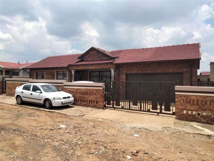 Property #ENT0267755, House for sale in Tsakane