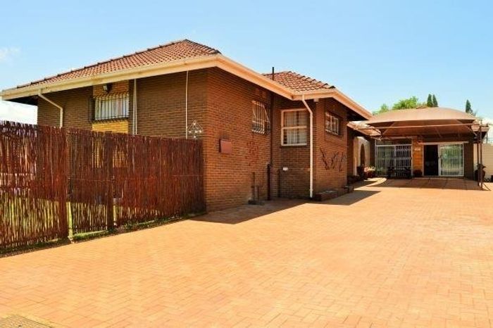 Property #ENT0267911, House for sale in South Crest