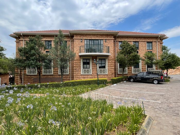 Property #ENT0268359, Office rental monthly in Bryanston