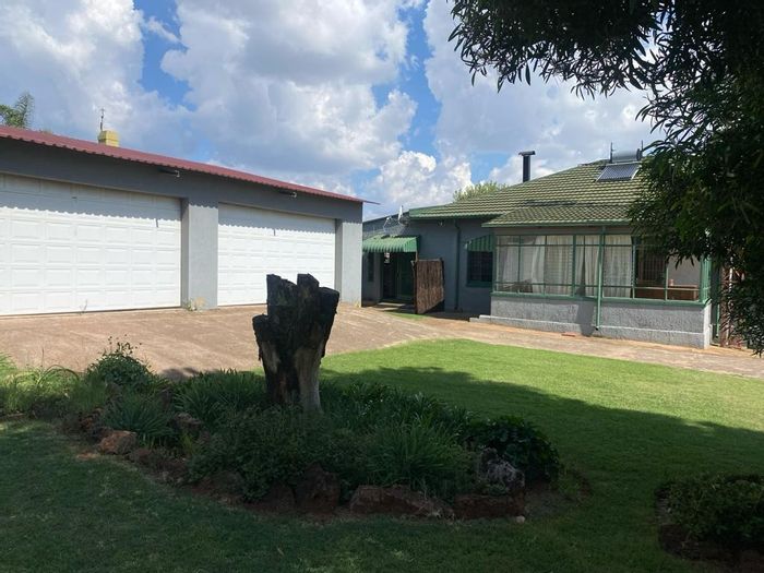 Property #ENT0268583, House sold in Krugersdorp North