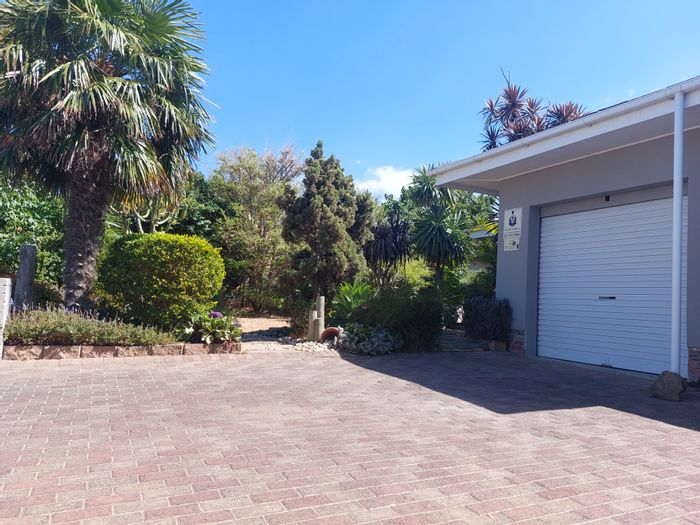 Strand 65 Houses for sale