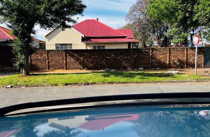 Property #ENT0269277, House for sale in Turffontein