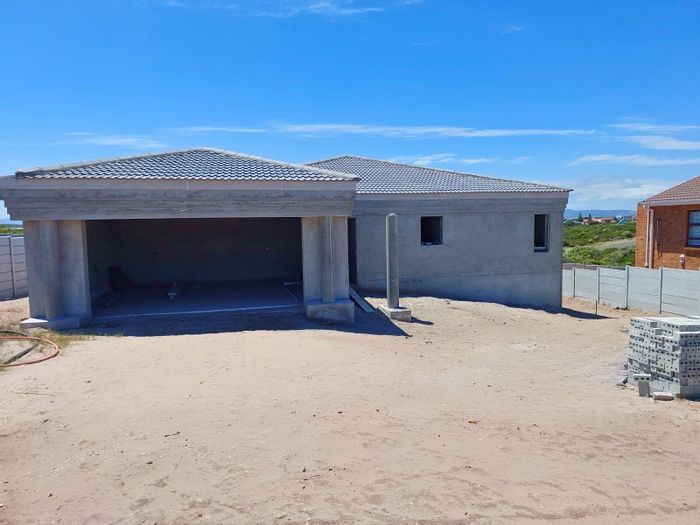Property #ENT0269564, House for sale in Kleinbaai