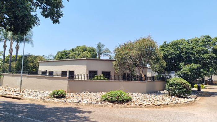 Property #ENT0269656, Duet for sale in Garsfontein