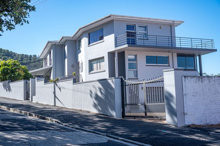 Property #ENT0270413, House for sale in Bo Kaap
