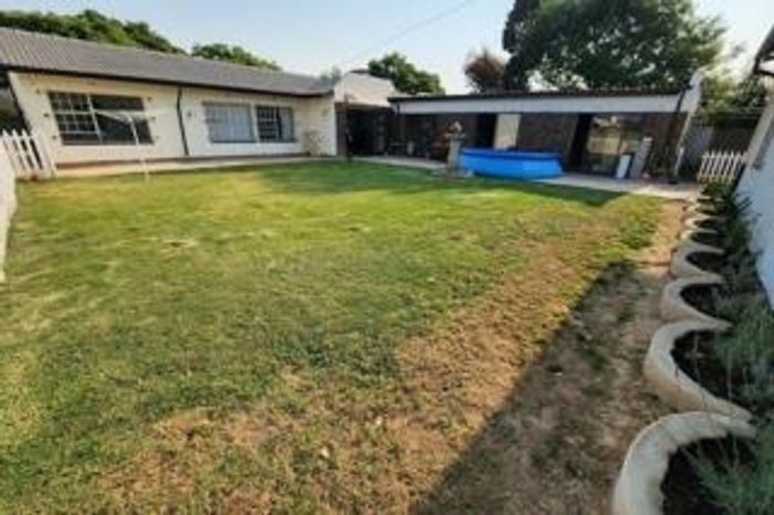 Property #ENT0270506, House for sale in Beyers Park