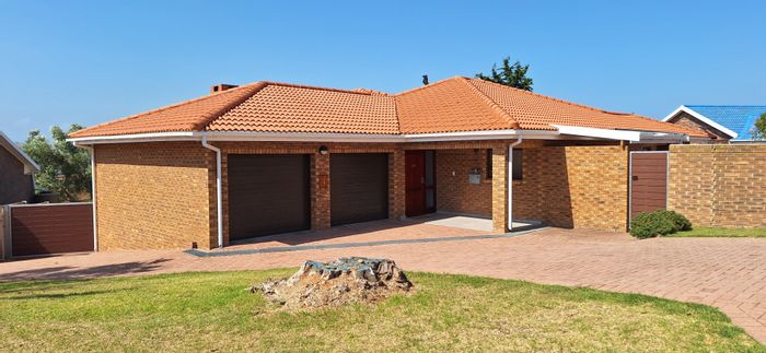 Property #ENT0270771, House rental monthly in Hartenbos Heuwels