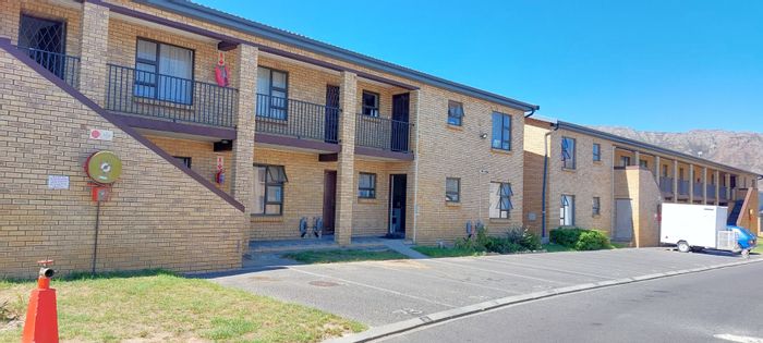 Property #ENT0274748, Apartment for sale in Fairview Golf Estate